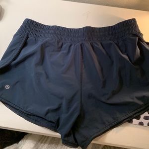SOLD‼️lululemon teal shorts